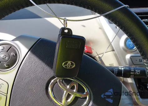 2013 Toyota Prius V Five из США, поврежденный, VIN JTDZN3EU3D3189737